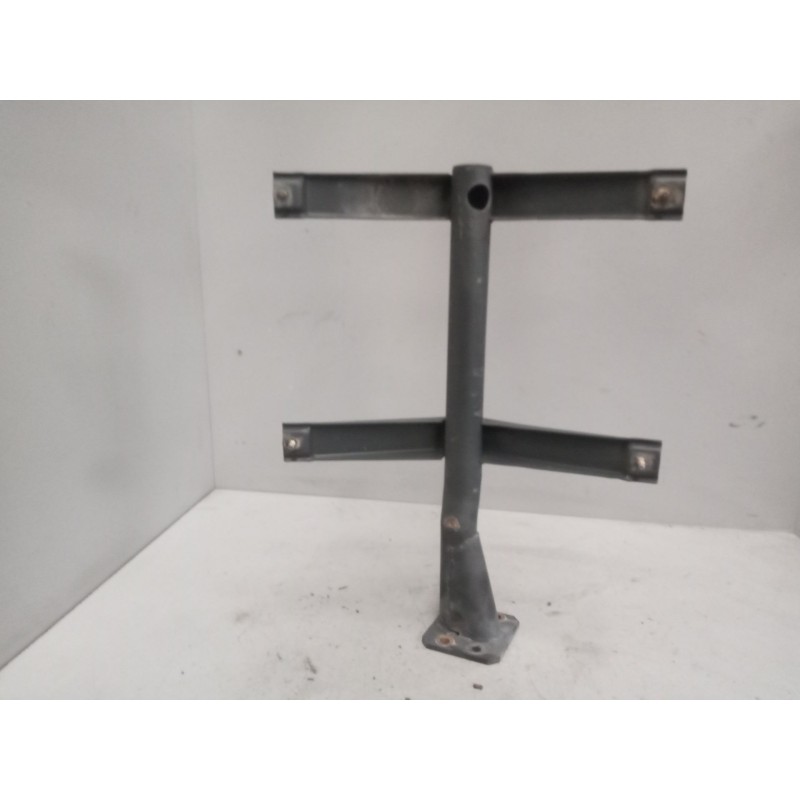 Recambio de soporte para iveco eurocargo 5.9 diesel referencia OEM IAM 8142633 - Blanco 4