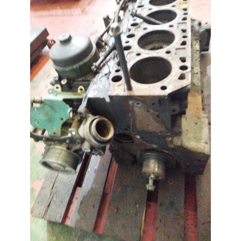 Recambio de despiece motor para volvo fl 240 fg 4x2 cabina para grupos (l4h1c) referencia OEM IAM 21151501  D7E240 - Blanco 5