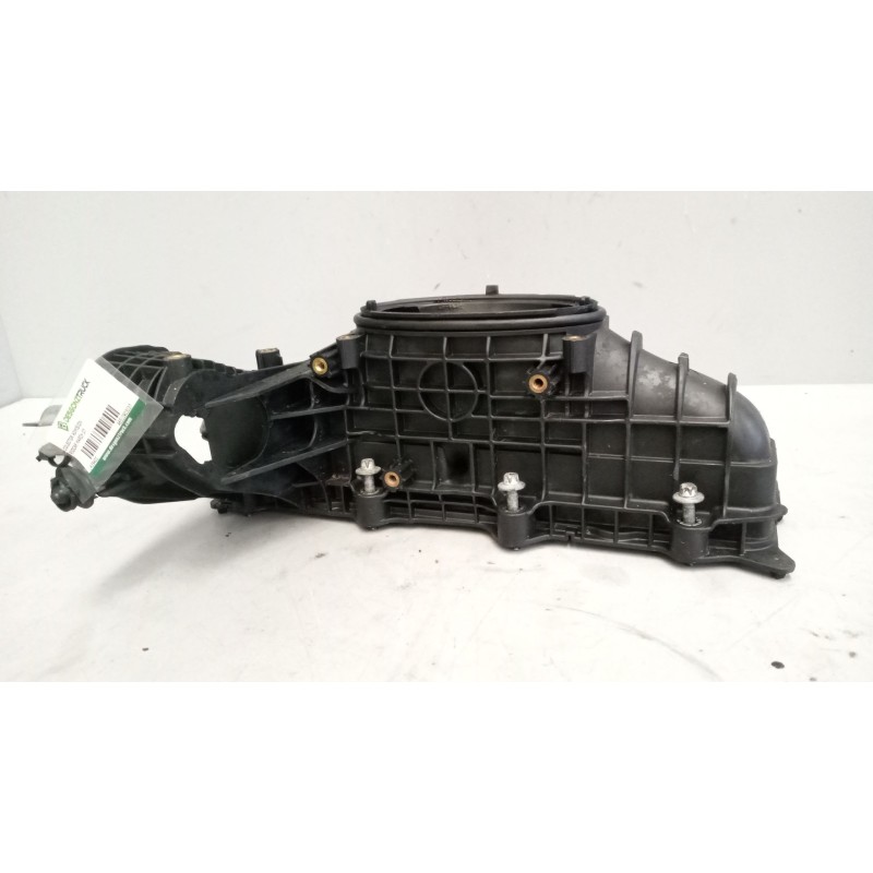 Recambio de colector admision para riocar march 07 referencia OEM IAM A6510903037  