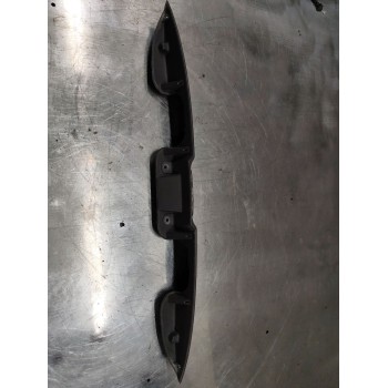 Recambio de molduras traseras para hyundai atos (mx) gls referencia OEM IAM 87311  