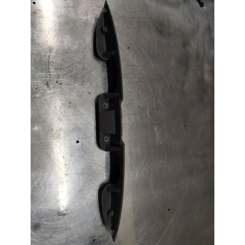 Recambio de molduras traseras para hyundai atos (mx) gls referencia OEM IAM 87311 - Amarillo 3