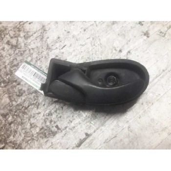MANETA INTERIOR DELANTERA IZQUIERDA YC15V22601AB 