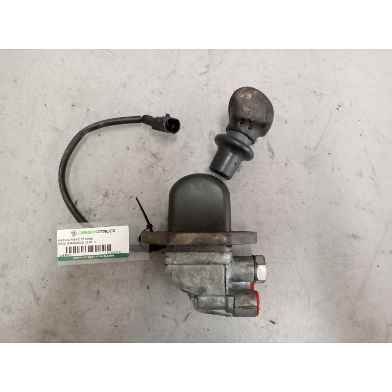 Recambio de palanca freno de mano para iveco eurocargo 05.03  3.9 diesel referencia OEM IAM 504062171  DPM90EY