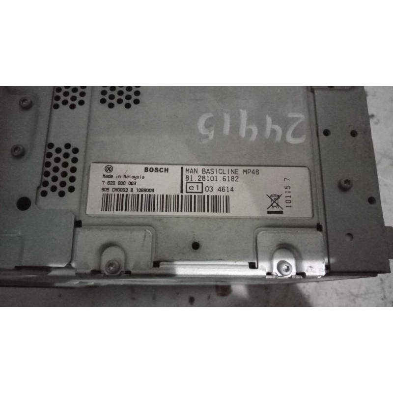 Recambio de sistema audio / radio cd para man tgx 18.480 12.4 diesel referencia OEM IAM 81281016182 - Blanco 2