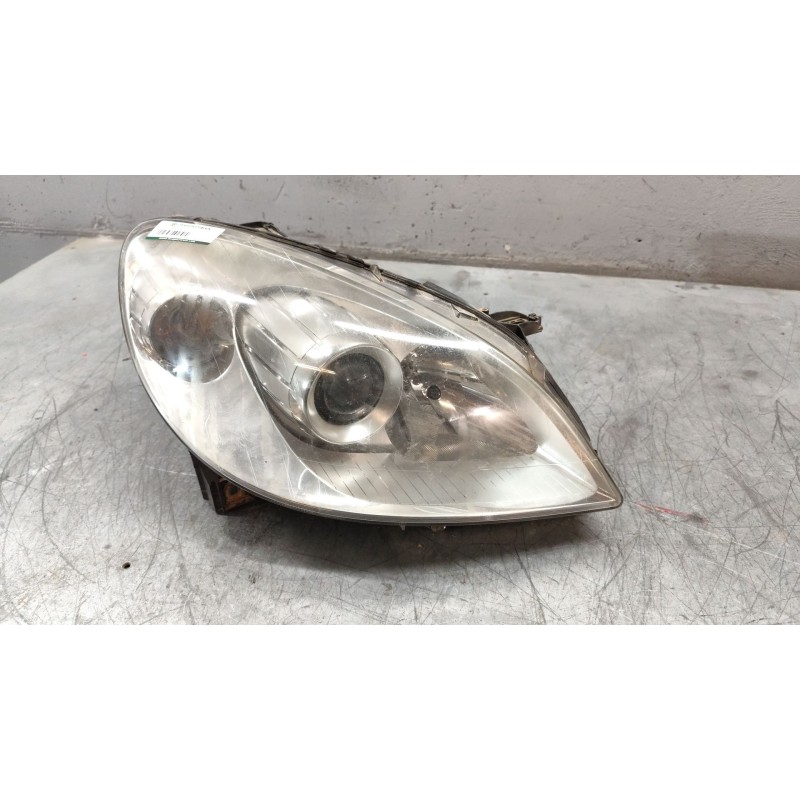 Recambio de faro derecho para mercedes-benz clase b (w245) 180 cdi (245.207) referencia OEM IAM A1698201861  