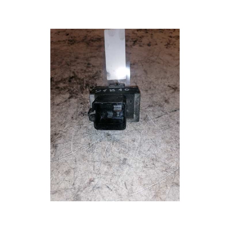 Recambio de caja precalentamiento para mitsubishi carisma berlina 5 (da0) 1900 di-d comfort referencia OEM IAM 7700115078 7 PINS 2
