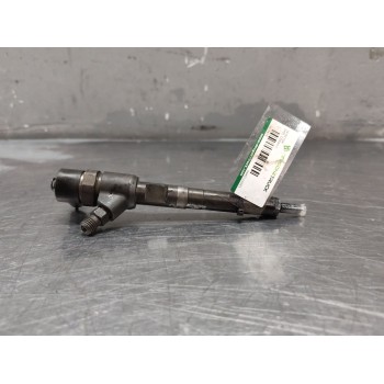 Recambio de inyector para opel corsa c blue line referencia OEM IAM 0445110083  