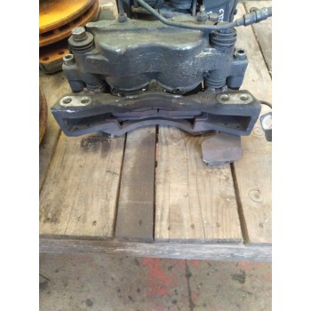 Recambio de pinza freno delantera derecha para nissan trucks atleon tk10.95 referencia OEM IAM 566202 566101 BREMBO
