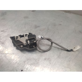 Recambio de cerradura puerta delantera derecha para bmw serie 3 berlina (e90) 320d referencia OEM IAM 7167068  