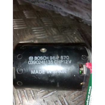 Recambio de motor limpia delantero para nissan trade 100 chasis cabina referencia OEM IAM 964670 0390241135 12V