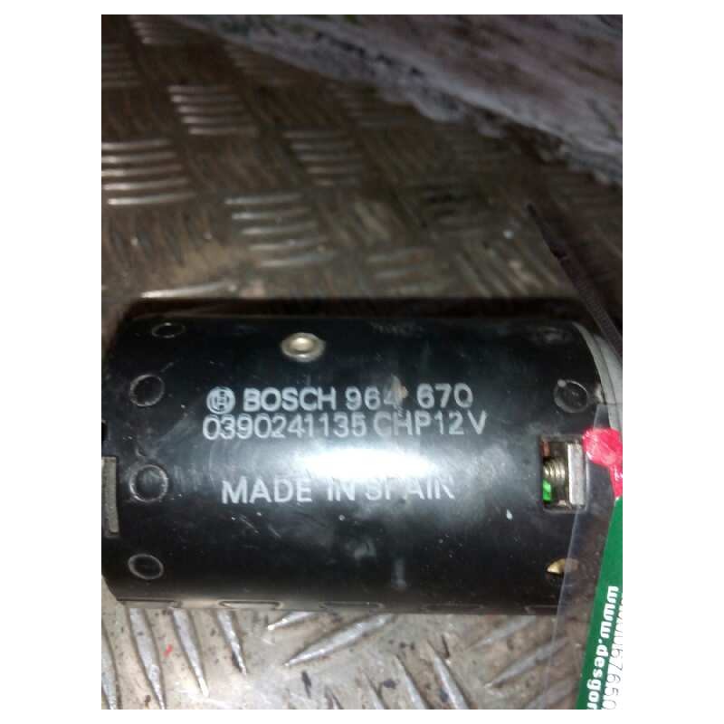 Recambio de motor limpia delantero para nissan trade 100 chasis cabina referencia OEM IAM 964670 0390241135 12V 2
