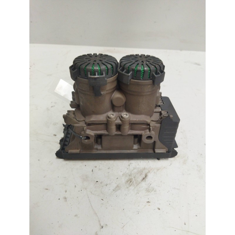 Recambio de valvula aire para renault serie t 12.8 diesel referencia OEM IAM 22225566 K102266 VALVULA EBS - Blanco 4