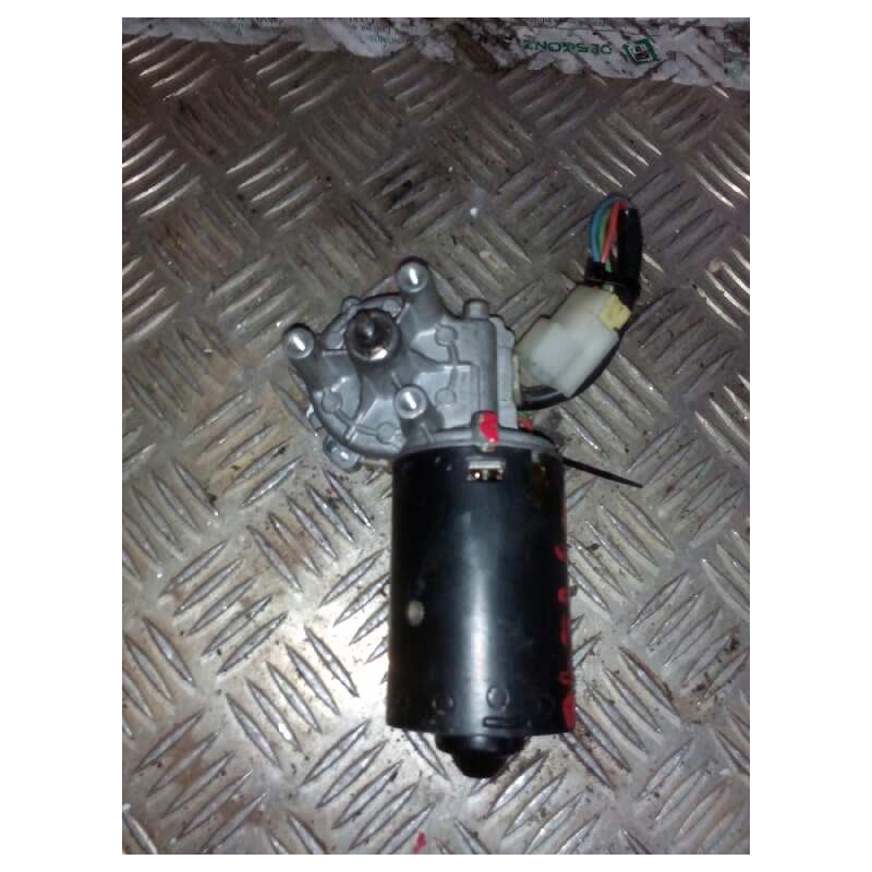 Recambio de motor limpia delantero para nissan trade 100 chasis cabina referencia OEM IAM 964670 0390241135 12V 3