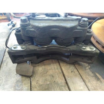 Recambio de pinza freno delantera izquierda para nissan trucks atleon tk10.95 referencia OEM IAM 566202 566101 BREMBO