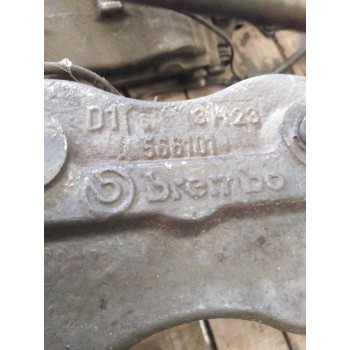 Recambio de pinza freno delantera izquierda para nissan trucks atleon tk10.95 referencia OEM IAM 566202 566101 BREMBO