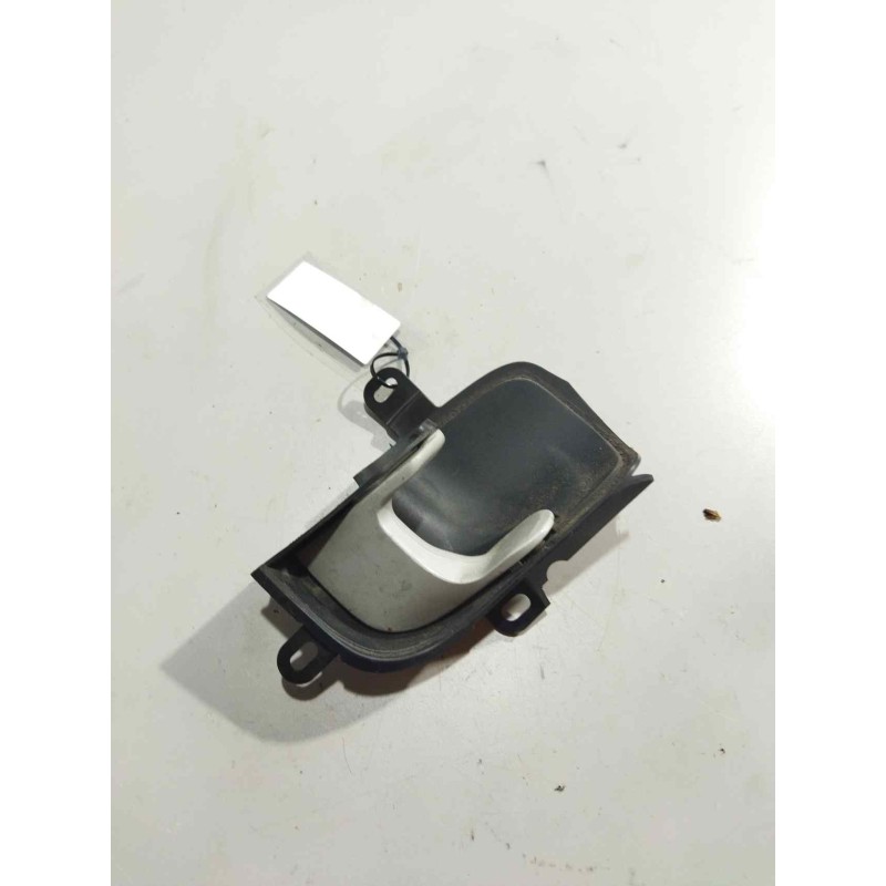Recambio de maneta interior delantera derecha para scania serie p/g/r (c-clase) 11.7 diesel referencia OEM IAM 1486798 - Blanco