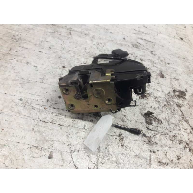 Recambio de cerradura puerta delantera derecha para renault megane ii classic berlina confort authentique referencia OEM IAM 231