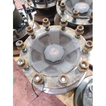 Recambio de buje delantero para renault magnum ab 2005 cabina adel.tractor semirr. gv  4x2 4xx.18 gran espacio referencia OEM IA