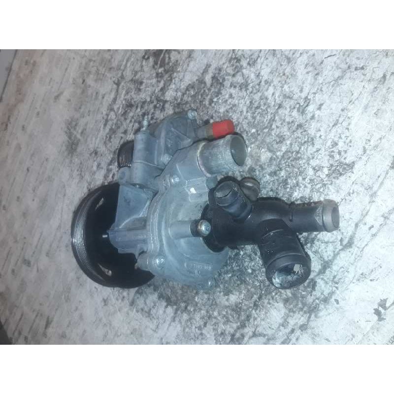 Recambio de bomba agua para ford transit combi '06 ft 350 largo referencia OEM IAM 273214000 - Blanco 3