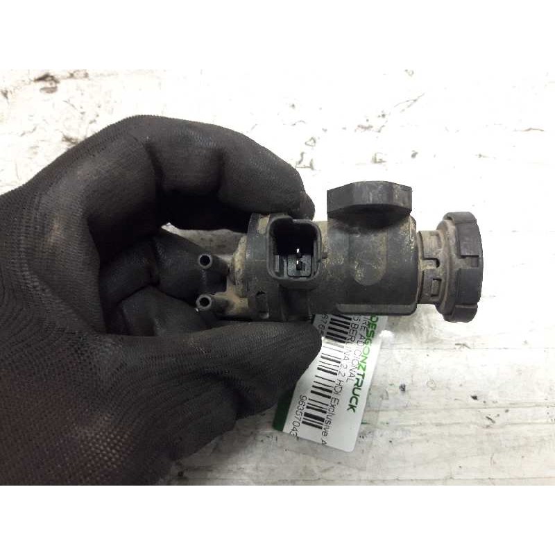Recambio de valvula aire adicional para citroën c5 berlina 2.2 hdi exclusive automático referencia OEM IAM 9635704380 2