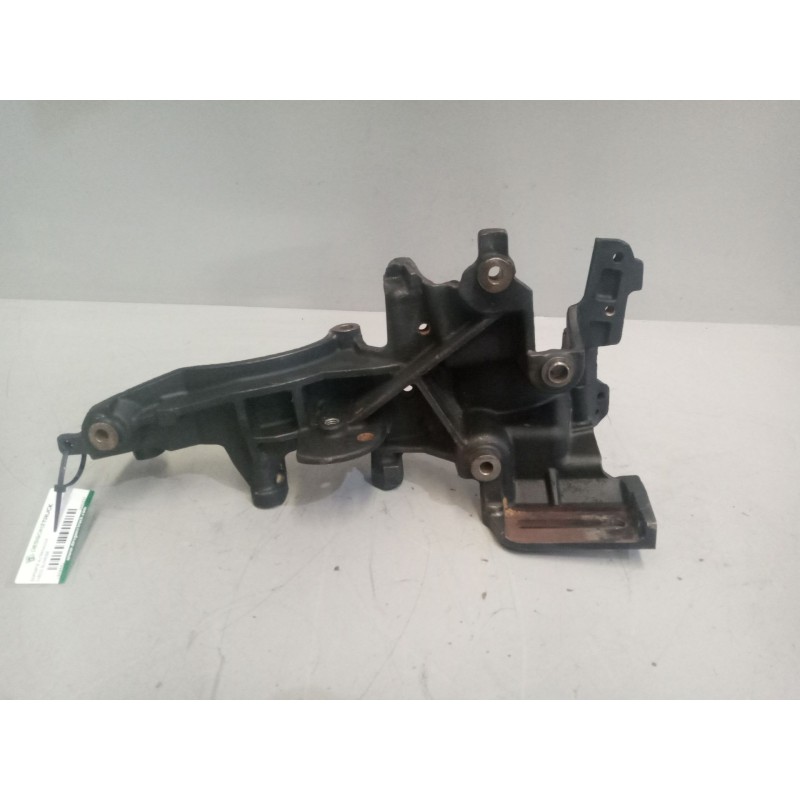 Recambio de soporte alternador para iveco sunrise referencia OEM IAM 0440537  CMB FIAT/IVECO 30F1C - Blanco 2