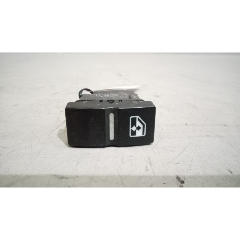Recambio de interruptor para man tgx 18.xxx 12.4 diesel referencia OEM IAM 81255030318  