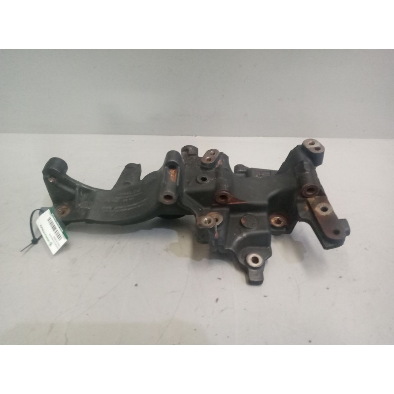 Recambio de soporte alternador para iveco sunrise referencia OEM IAM 0440537  CMB FIAT/IVECO 30F1C - Blanco 4
