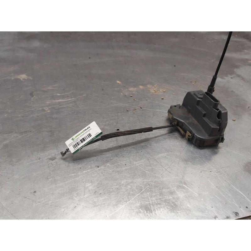 Recambio de cerradura puerta trasera izquierda para renault scenic ii grand confort dynamique referencia OEM IAM 119333  