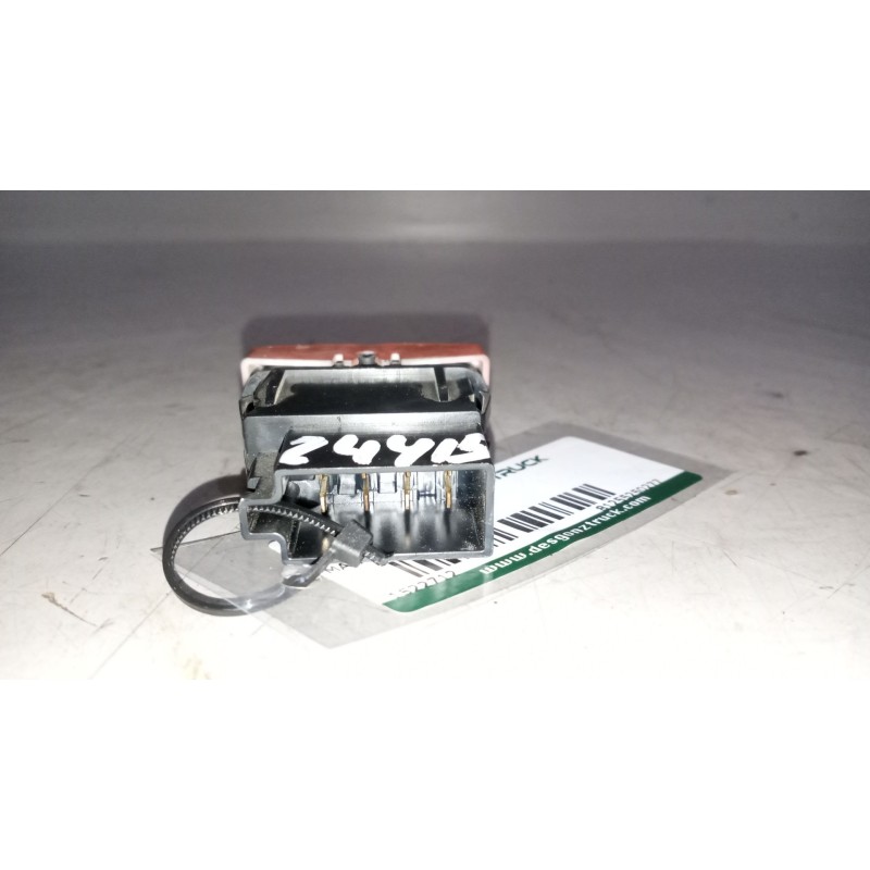 Recambio de warning para man tgx 18.480 12.4 diesel referencia OEM IAM 81255250277 - Blanco 3