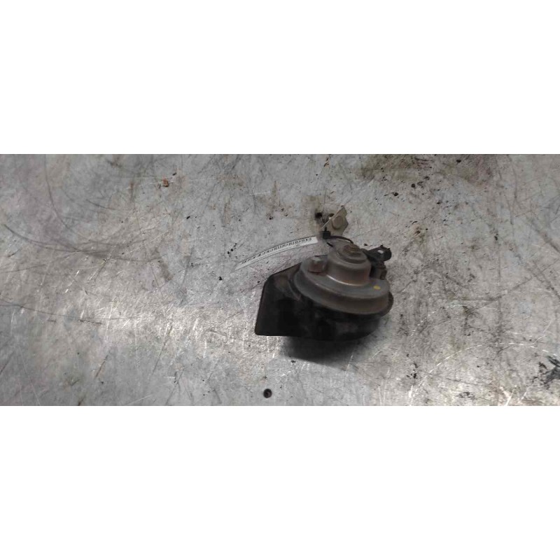 Recambio de claxon para bmw serie 3 berlina (e46) 2.0 16v diesel cat referencia OEM IAM   2 PINS - Plata 2