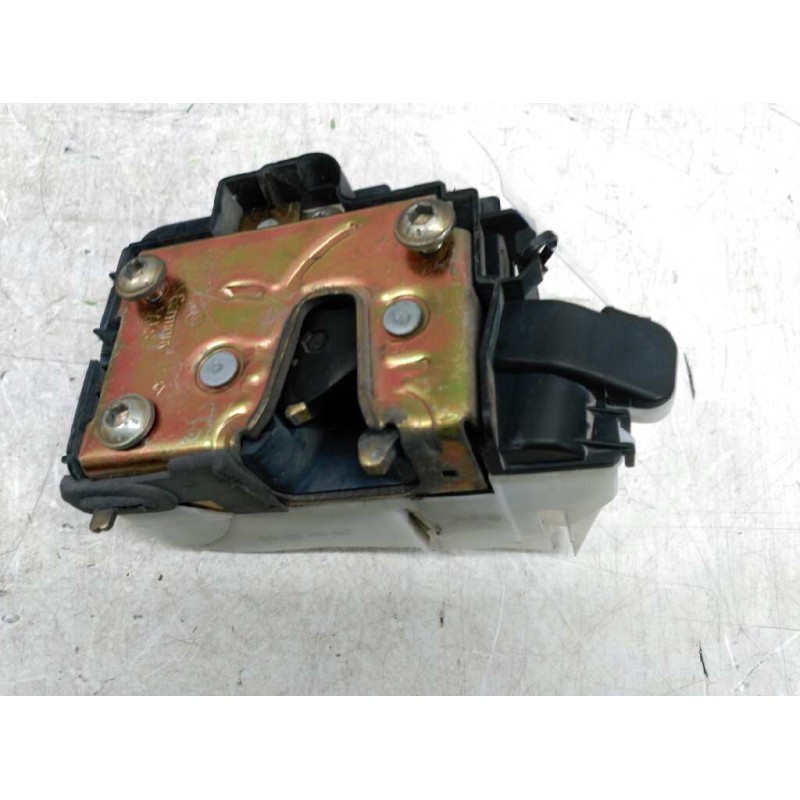 Recambio de cerradura puerta trasera izquierda para seat ibiza (6k) cl referencia OEM IAM 6K4839015 - Rojo 2