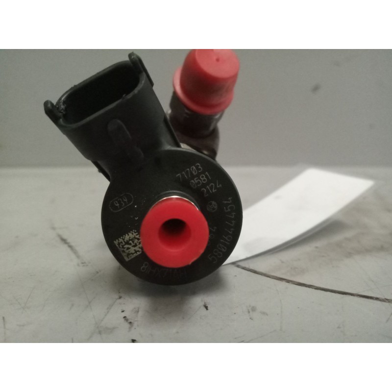 Recambio de inyector para iveco sunrise referencia OEM IAM 5801644454  0445110564