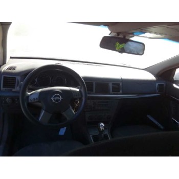 opel signum del año 2004
