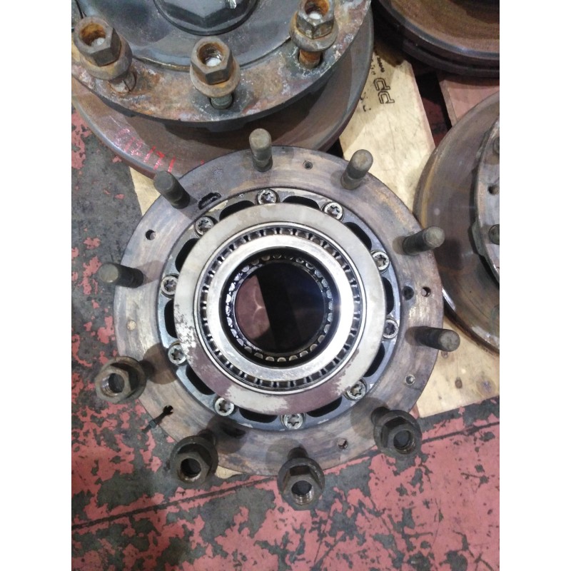 Recambio de buje trasero izquierdo para mercedes-benz actros 2-ejes 6-cil. serie/bm referencia OEM IAM   