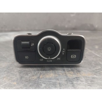 Recambio de mando multifuncion para mercedes-benz gla (h247) gla 200 d (247.712) referencia OEM IAM A2479052902  