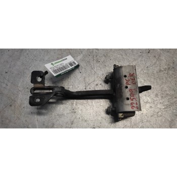 RETENEDOR PUERTA YC15V44100AG CARGA DERECHA 