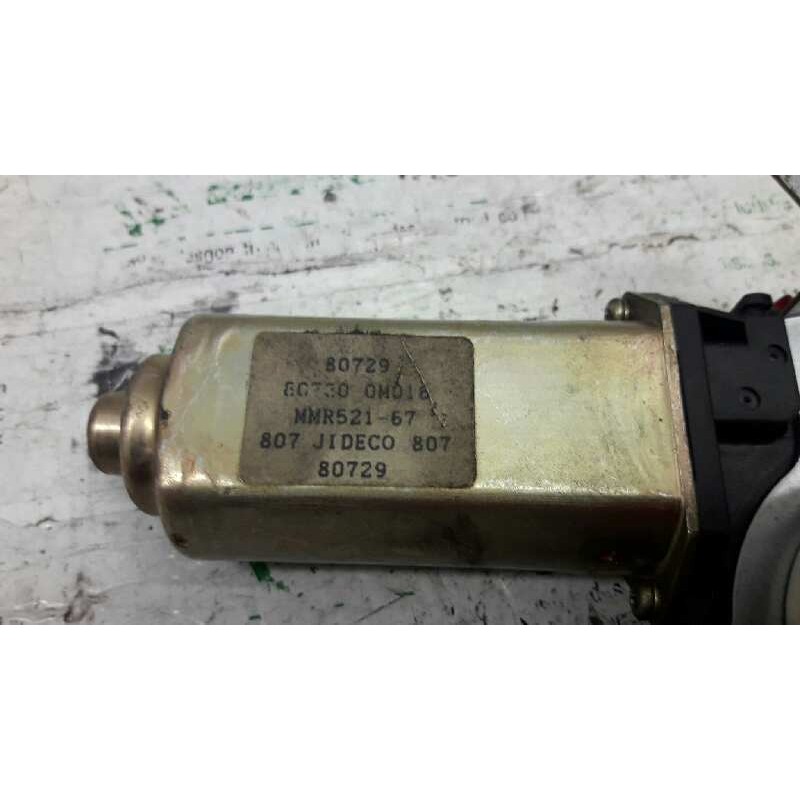 Recambio de elevalunas delantero derecho para nissan almera (n15) referencia OEM IAM 80729 - Blanco 4