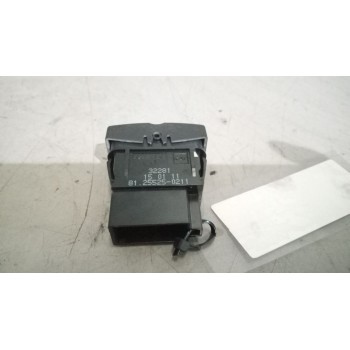 Recambio de interruptor para man tgx 18.xxx 12.4 diesel referencia OEM IAM 81255250211  