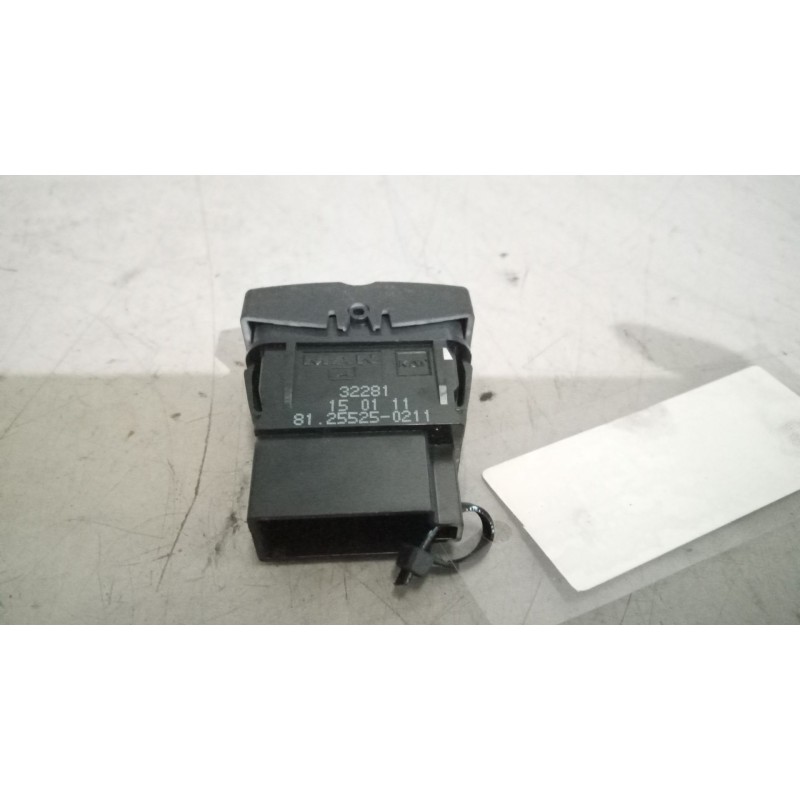 Recambio de interruptor para man tgx 18.480 12.4 diesel referencia OEM IAM 81255250211 - Blanco 2