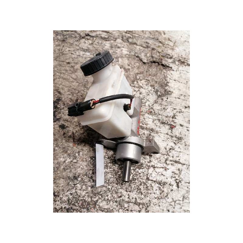 Recambio de bomba freno para daewoo nubira berlina 1.6 cat referencia OEM IAM 8020TU6 - Azul 2