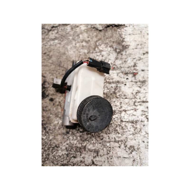 Recambio de bomba freno para daewoo nubira berlina 1.6 cat referencia OEM IAM 8020TU6 - Azul 3