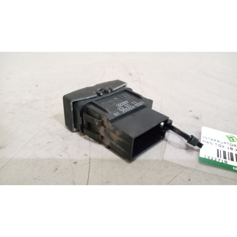 Recambio de interruptor para man tgx 18.480 12.4 diesel referencia OEM IAM 81255030321 - Blanco 2