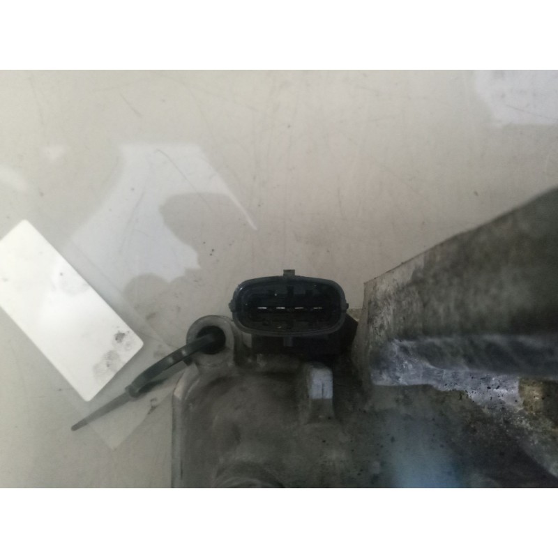 Recambio de colector admision para iveco sunrise referencia OEM IAM 5801959942 - Blanco 2
