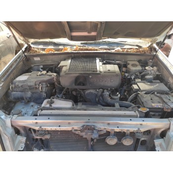 toyota land cruiser (j12) del año 2003