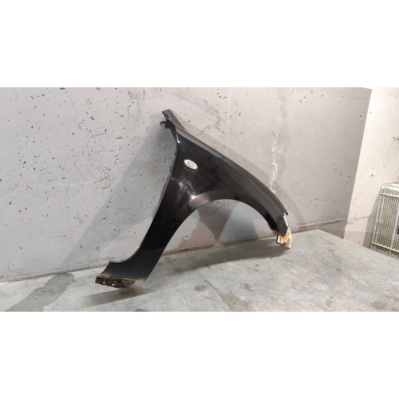 Recambio de aleta delantera derecha para mazda 3 berlina (bk) 1.6 crdt active referencia OEM IAM - Negro 4