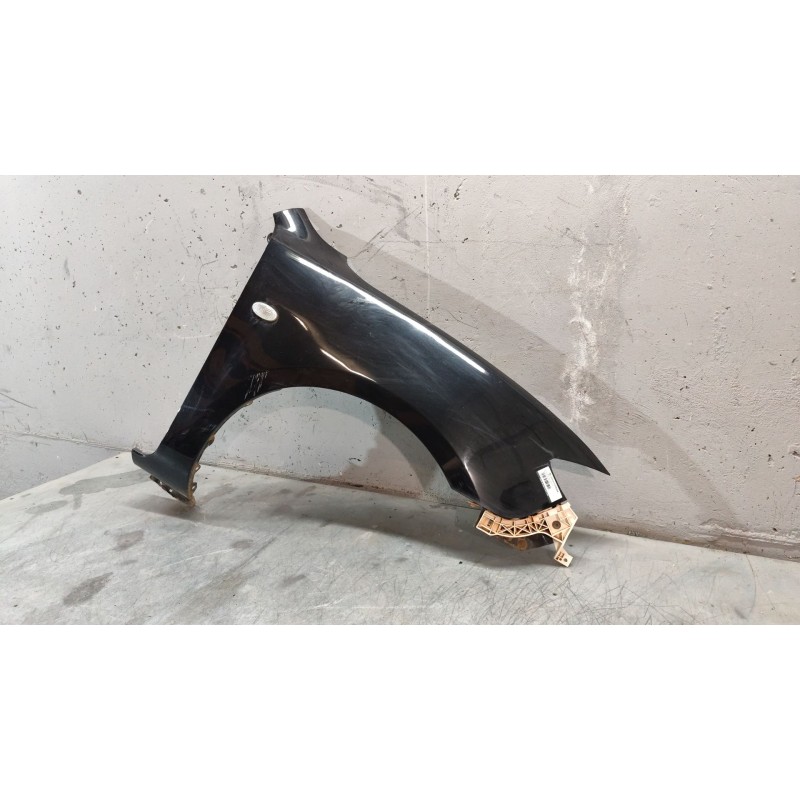 Recambio de aleta delantera derecha para mazda 3 berlina (bk) 1.6 crdt active referencia OEM IAM - Negro 5