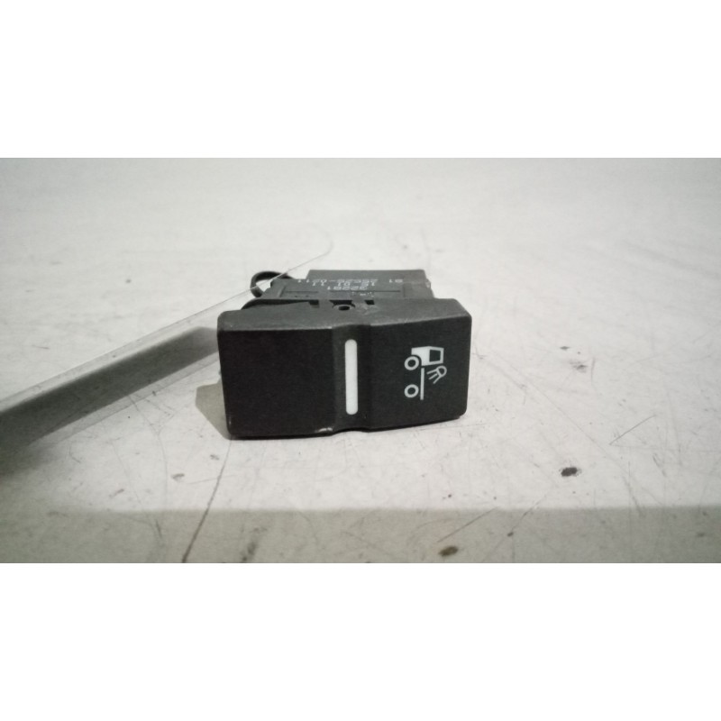 Recambio de interruptor para man tgx 18.xxx 12.4 diesel referencia OEM IAM 81255250211  