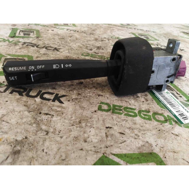 Recambio de mando intermitentes para volvo fh 12 asta 2001 e2 / e3 fsa  4x2 e2/e3 largo globetrotter (lhh2, l2h2) referencia OEM - Amarillo