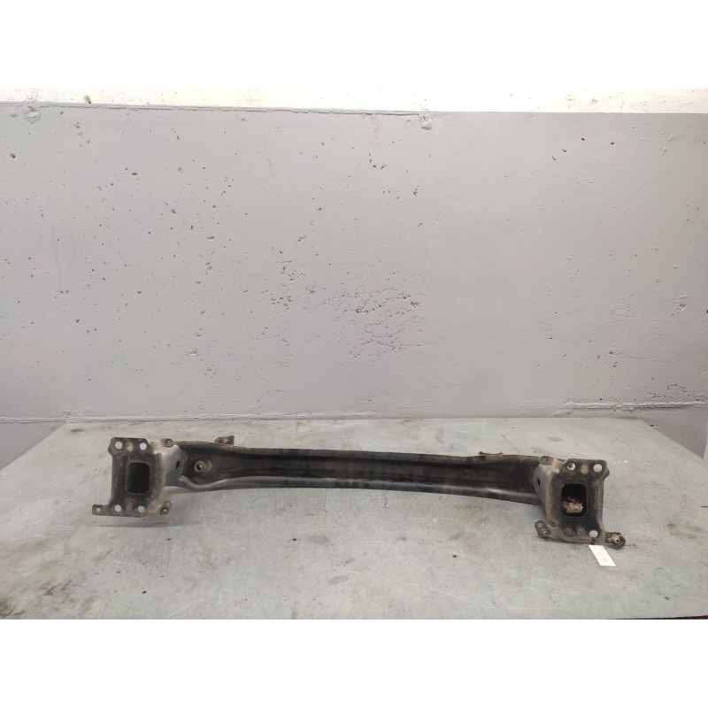 Recambio de refuerzo paragolpes delantero para seat toledo (5p2) magnus referencia OEM IAM - Blanco 2