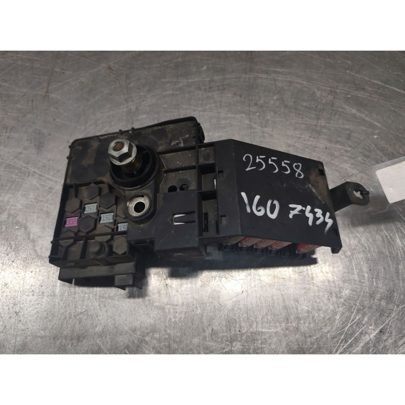 Recambio de caja reles / fusibles para mercedes-benz clase e (w211) berlina e 320 cdi (211.026) referencia OEM IAM 13948371 0139 - Negro
